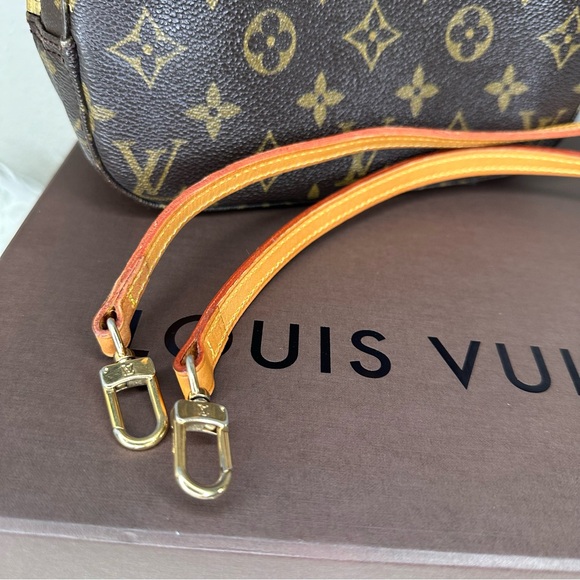 Louis Vuitton Spontini 2 Way Monogram Bag with LV Box - Picture 15 of 15